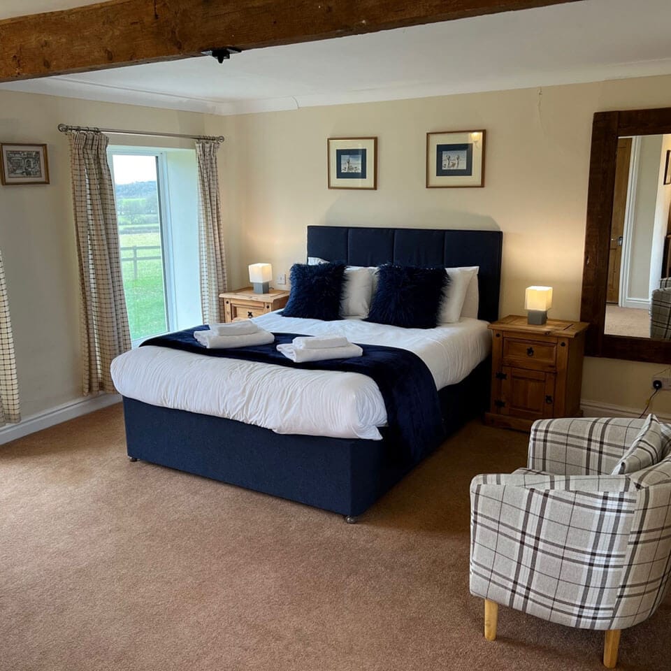 Plenty of room for your wedding party